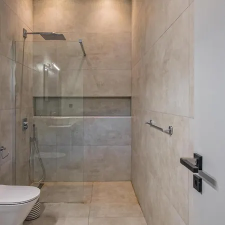 Villa Exclusive Petalouda Radzaklí